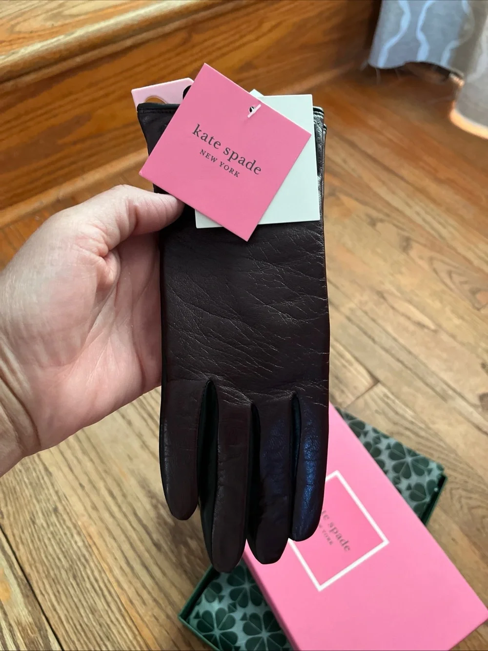NWT kate spade Women's Bow Trim Leather Gloves - Burgundy Sz:S Old Money Classic